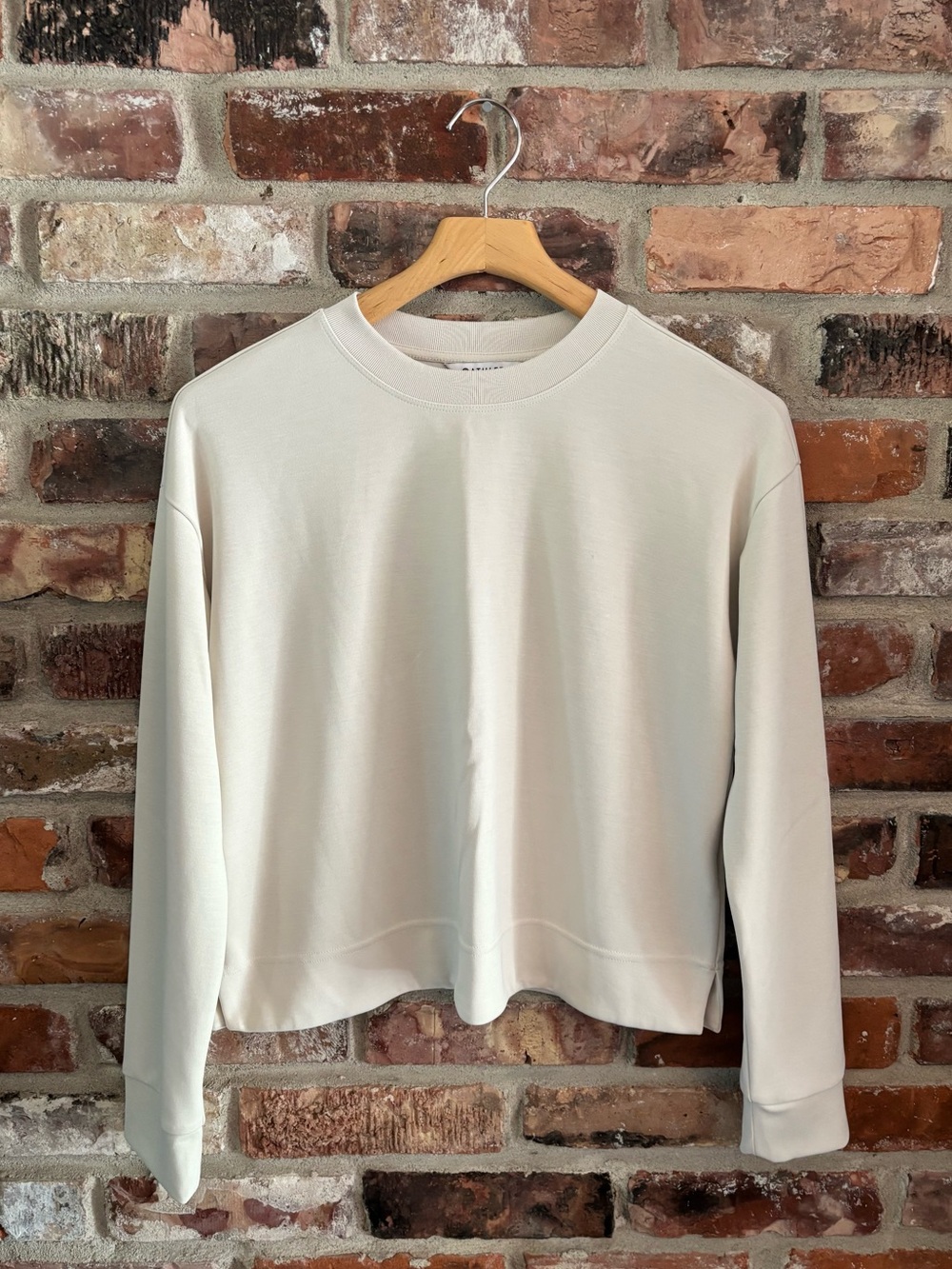 Athleta Cream Seasoft Crewneck Pullover Sweatshirt, S